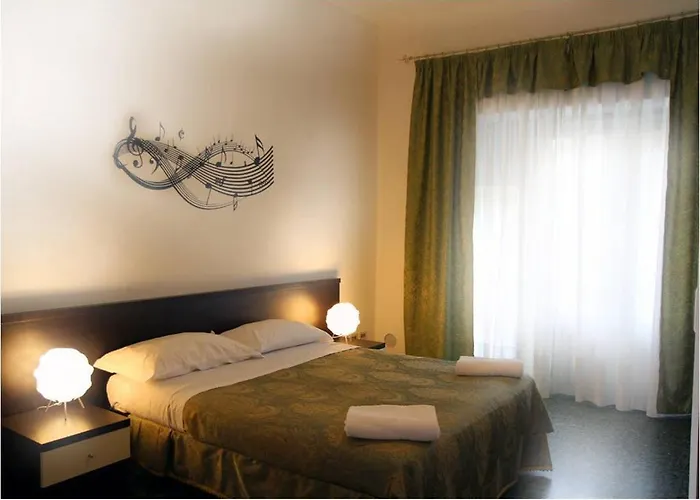 Frühstückspension Music